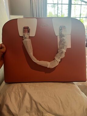 NWT kate spade Coral Pink universal laptop bag
